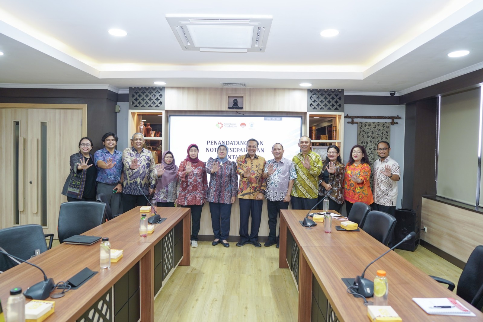 Kementerian Perindustrian dan Indonesia Eximbank Kolaborasi Dorong IKM Berorientasi Ekspor Naik Kelas