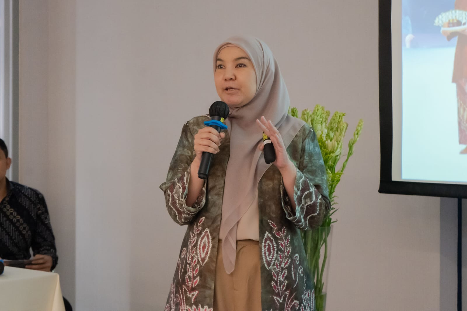 Gejolak Timur Tengah Picu Lonjakan Harga Minyak, Risiko dan Peluang  Ekspor Indonesia